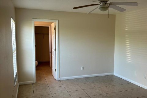 Adosado en venta en Kissimmee, Florida, 3 dormitorios, 113.15 m2 № 2213994 - foto 7