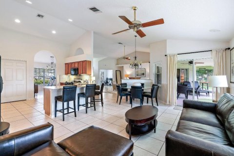 Villa ou maison à vendre à West Palm Beach, Floride: 4 chambres, 205.96 m2 № 2266011 - photo 12