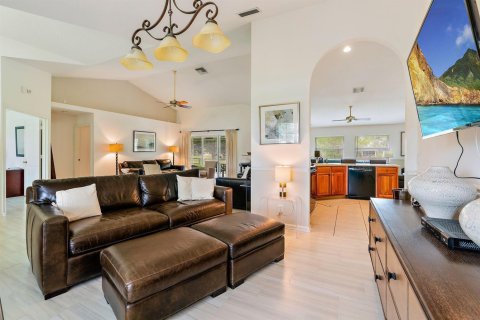 Villa ou maison à vendre à West Palm Beach, Floride: 4 chambres, 205.96 m2 № 2266011 - photo 11