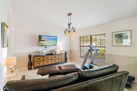 Villa ou maison à vendre à West Palm Beach, Floride: 4 chambres, 205.96 m2 № 2266011 - photo 13