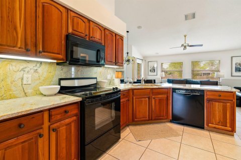 Villa ou maison à vendre à West Palm Beach, Floride: 4 chambres, 205.96 m2 № 2266011 - photo 8