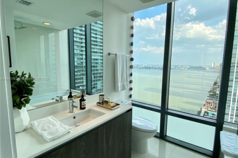 Copropriété à vendre à Miami, Floride: 3 chambres, 151.8 m2 № 1849218 - photo 24