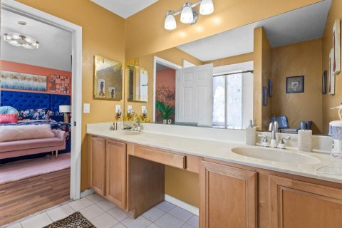 Купить таунхаус в Уэст-Палм-Бич, Флорида 3 спальни, 151.15м2, № 2029706 - фото 13