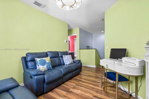 Купить таунхаус в Уэст-Палм-Бич, Флорида 3 спальни, 151.15м2, № 2029706 - фото 16