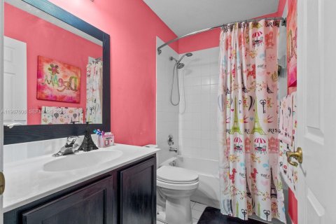 Купить таунхаус в Уэст-Палм-Бич, Флорида 3 спальни, 151.15м2, № 2029706 - фото 27