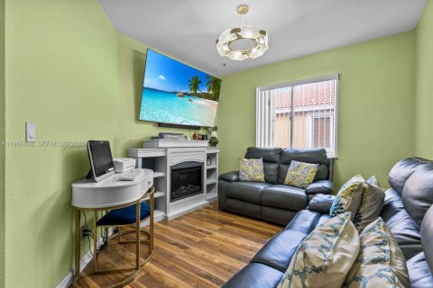 Купить таунхаус в Уэст-Палм-Бич, Флорида 3 спальни, 151.15м2, № 2029706 - фото 18