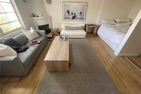 Copropriété à vendre à Miami Beach, Floride: 46.45 m2 № 1792533 - photo 1