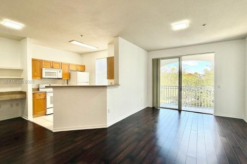 Condo in Palm Beach Gardens, Florida, 1 bedroom № 1983111 - photo 5