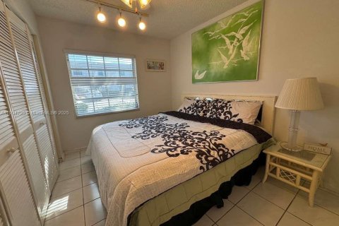 Condominio en alquiler en Fort Lauderdale, Florida, 2 dormitorios, 111.48 m2 № 1956519 - foto 10