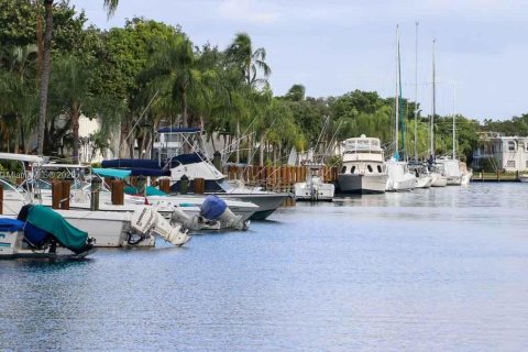 Condominio en alquiler en Fort Lauderdale, Florida, 2 dormitorios, 111.48 m2 № 1956519 - foto 15