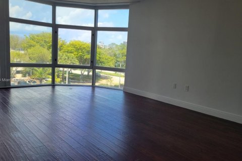 Condo in Aventura, Florida, 2 bedrooms  № 1270269 - photo 5