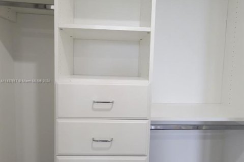 Condo in Aventura, Florida, 2 bedrooms  № 1270269 - photo 18