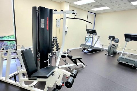 Condo in Aventura, Florida, 2 bedrooms  № 1270269 - photo 20