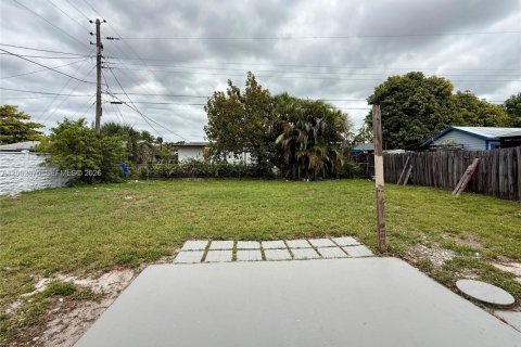 Снять в аренду виллу или дом в Холливуд, Флорида 3 спальни, 118.45м2, № 2066882 - фото 9