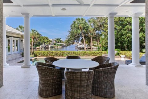 Casa en venta en Tampa, Florida, 5 dormitorios, 516.63 m2 № 1416009 - foto 20