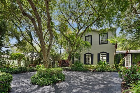 House in Palmetto Bay, Florida 6 bedrooms, 436.08 sq.m. № 2186868 - photo 6