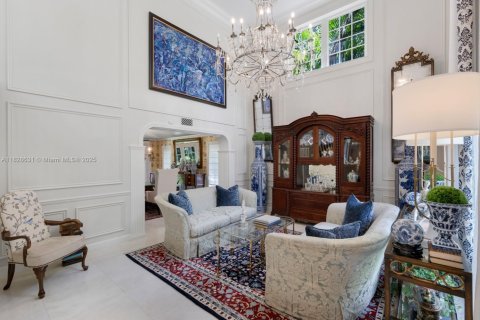 House in Palmetto Bay, Florida 6 bedrooms, 436.08 sq.m. № 2186868 - photo 18