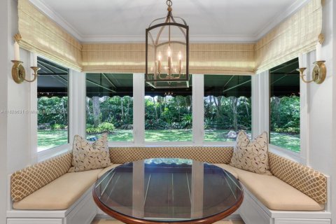 House in Palmetto Bay, Florida 6 bedrooms, 436.08 sq.m. № 2186868 - photo 24