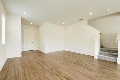 Villa ou maison à vendre à Zephyrhills, Floride: 4 chambres, 195.75 m2 № 2284001 - photo 4