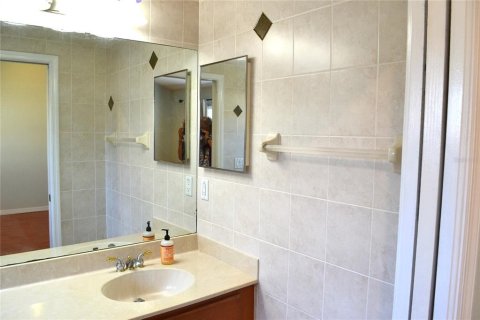 Touwnhouse à louer à Madeira Beach, Floride: 2 chambres, 141.58 m2 № 2209190 - photo 14