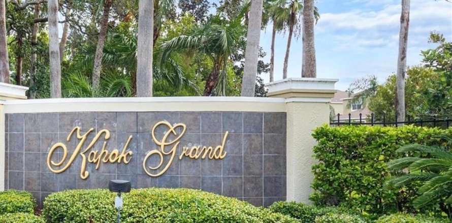 Touwnhouse à Madeira Beach, Floride 2 chambres, 141.58 m2 № 2209190