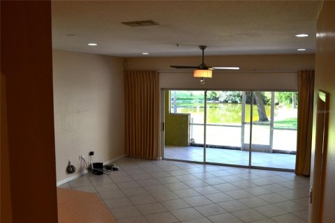 Touwnhouse à louer à Madeira Beach, Floride: 2 chambres, 141.58 m2 № 2209190 - photo 8