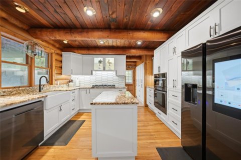 Casa en venta en Homosassa, Florida, 2 dormitorios, 197.88 m2 № 2238247 - foto 7