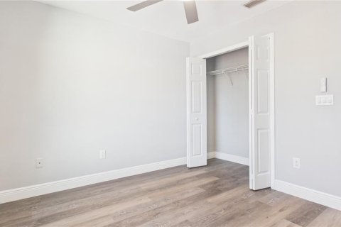 Casa en venta en Tampa, Florida, 3 dormitorios, 118.54 m2 № 2429227 - foto 19