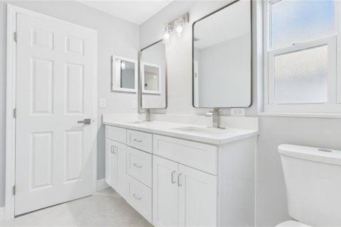 Casa en venta en Tampa, Florida, 3 dormitorios, 118.54 m2 № 2429227 - foto 29