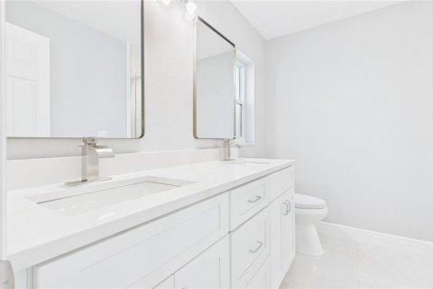 Casa en venta en Tampa, Florida, 3 dormitorios, 118.54 m2 № 2429227 - foto 27