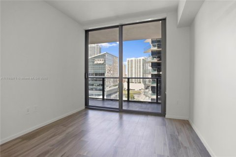 Condo in Miami, Florida, 3 bedrooms  № 1581542 - photo 4