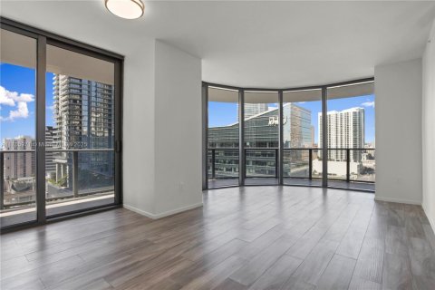 Condo in Miami, Florida, 3 bedrooms  № 1581542 - photo 8