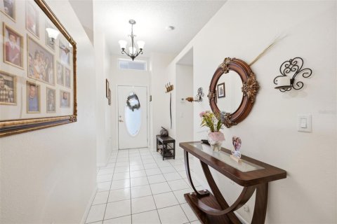House in Spring Hill, Florida 3 bedrooms, 169.08 sq.m. № 2092016 - photo 25