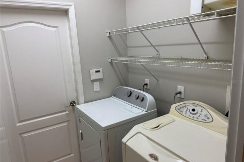 Casa en alquiler en Tampa, Florida, 3 dormitorios, 176.24 m2 № 1850087 - foto 11