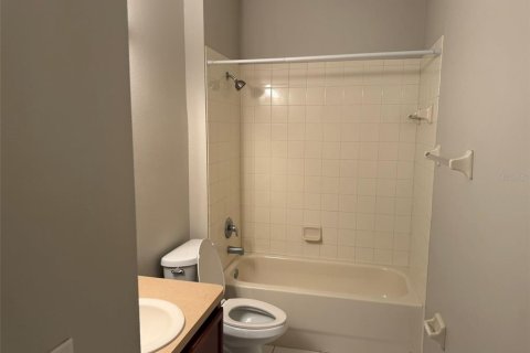 Casa en alquiler en Tampa, Florida, 3 dormitorios, 176.24 m2 № 1850087 - foto 8