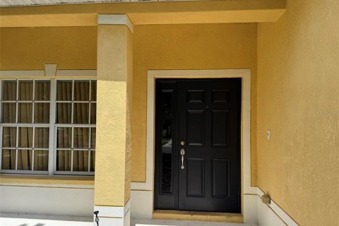 Casa en alquiler en Tampa, Florida, 3 dormitorios, 176.24 m2 № 1850087 - foto 4