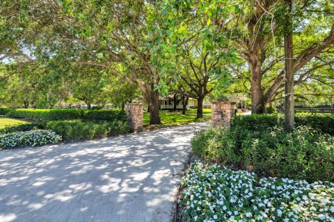 Villa ou maison à vendre à Wellington, Floride: 7 chambres, 404.59 m2 № 2146639 - photo 3
