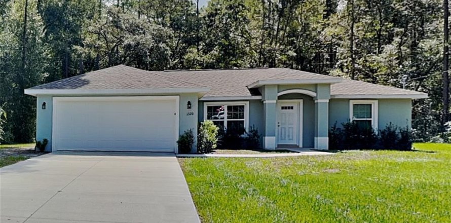 Villa ou maison à Citrus Springs, Floride 3 chambres, 133.59 m2 № 2395689