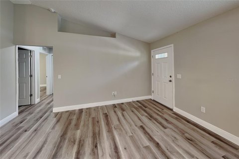 Villa ou maison à louer à Citrus Springs, Floride: 3 chambres, 133.59 m2 № 2395689 - photo 2