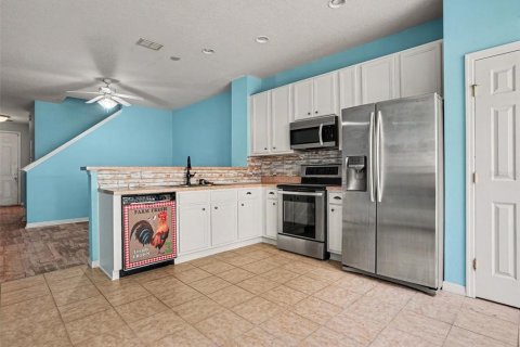 Townhouse in Kissimmee, Florida 3 bedrooms, 110.27 sq.m. № 2167066 - photo 9