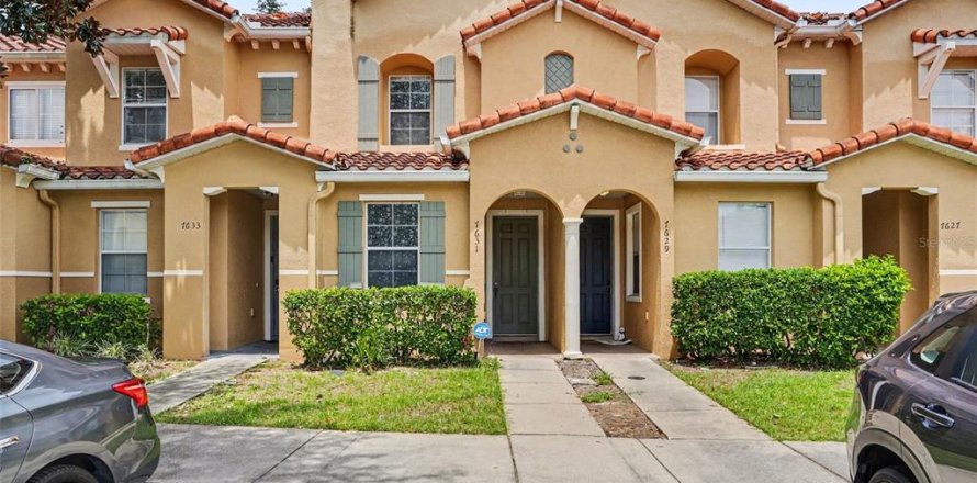 Townhouse in Kissimmee, Florida 3 bedrooms, 110.27 sq.m. № 2167066