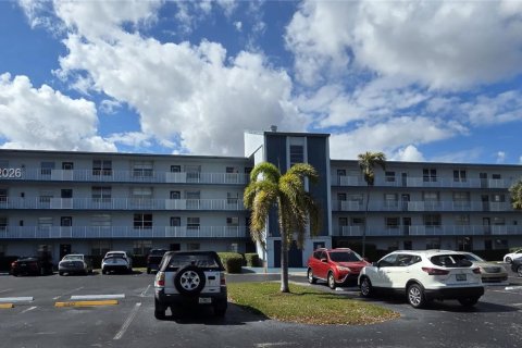 Copropriété à vendre à Margate, Floride: 2 chambres, 92.9 m2 № 2033938 - photo 3