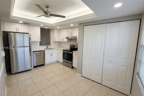 Copropriété à vendre à Margate, Floride: 2 chambres, 92.9 m2 № 2033938 - photo 5