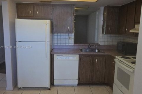 Copropriété à vendre à Margate, Floride: 2 chambres, 92.9 m2 № 2033938 - photo 8