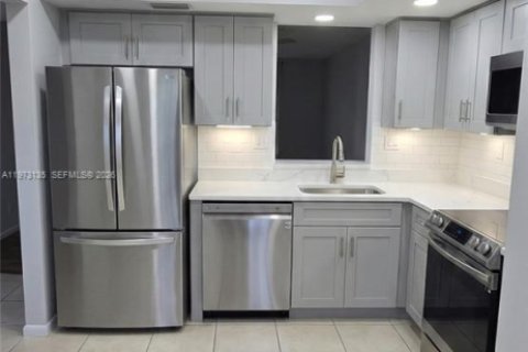 Copropriété à vendre à Margate, Floride: 2 chambres, 92.9 m2 № 2033938 - photo 9