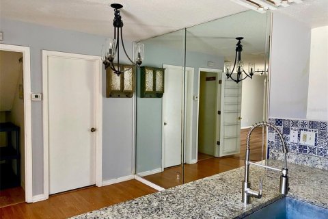 House in Leesburg, Florida 2 bedrooms, 119.66 sq.m. № 2203868 - photo 13