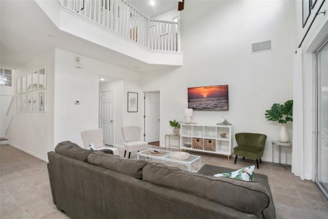 Villa ou maison à vendre à Kissimmee, Floride: 7 chambres, 263.1 m2 № 1625703 - photo 18
