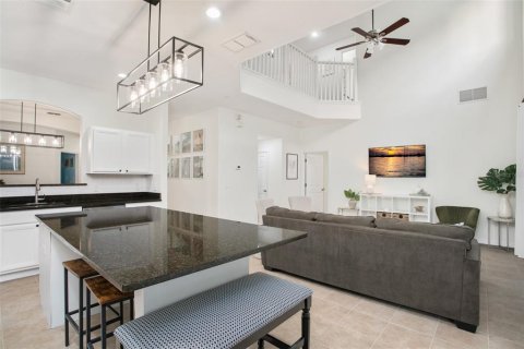 Villa ou maison à vendre à Kissimmee, Floride: 7 chambres, 263.1 m2 № 1625703 - photo 11