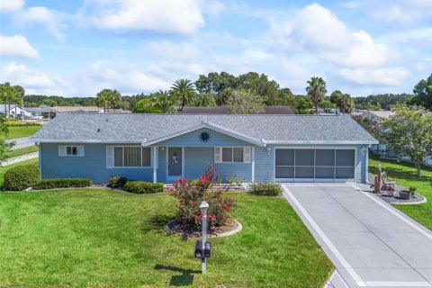 Villa ou maison à vendre à Summerfield, Floride: 2 chambres, 93.65 m2 № 1874070 - photo 1