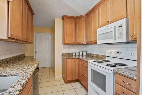 Villa ou maison à vendre à Summerfield, Floride: 2 chambres, 93.65 m2 № 1874070 - photo 19
